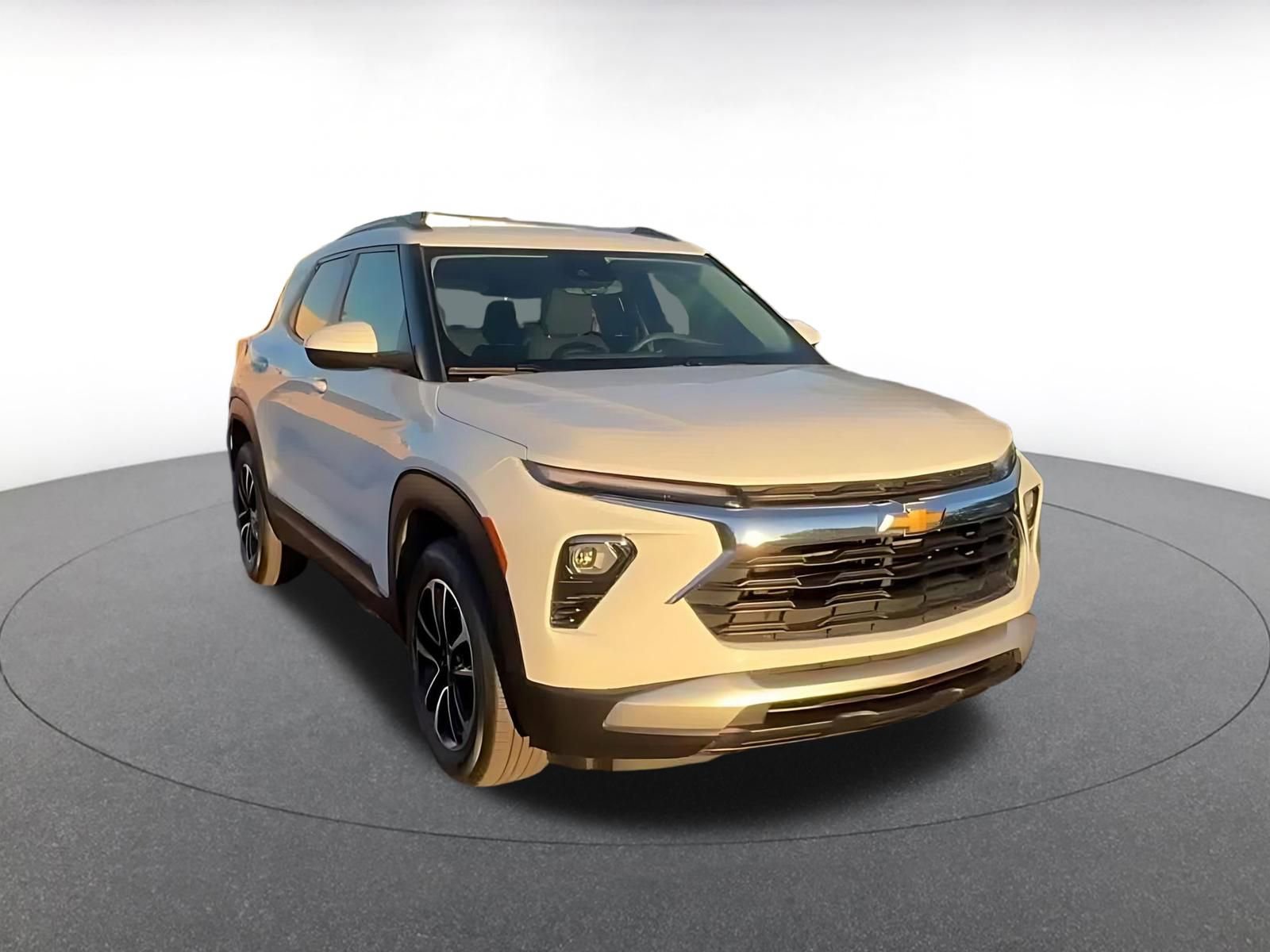 Thumbnail: 2025 Chevrolet TrailBlazer - 3