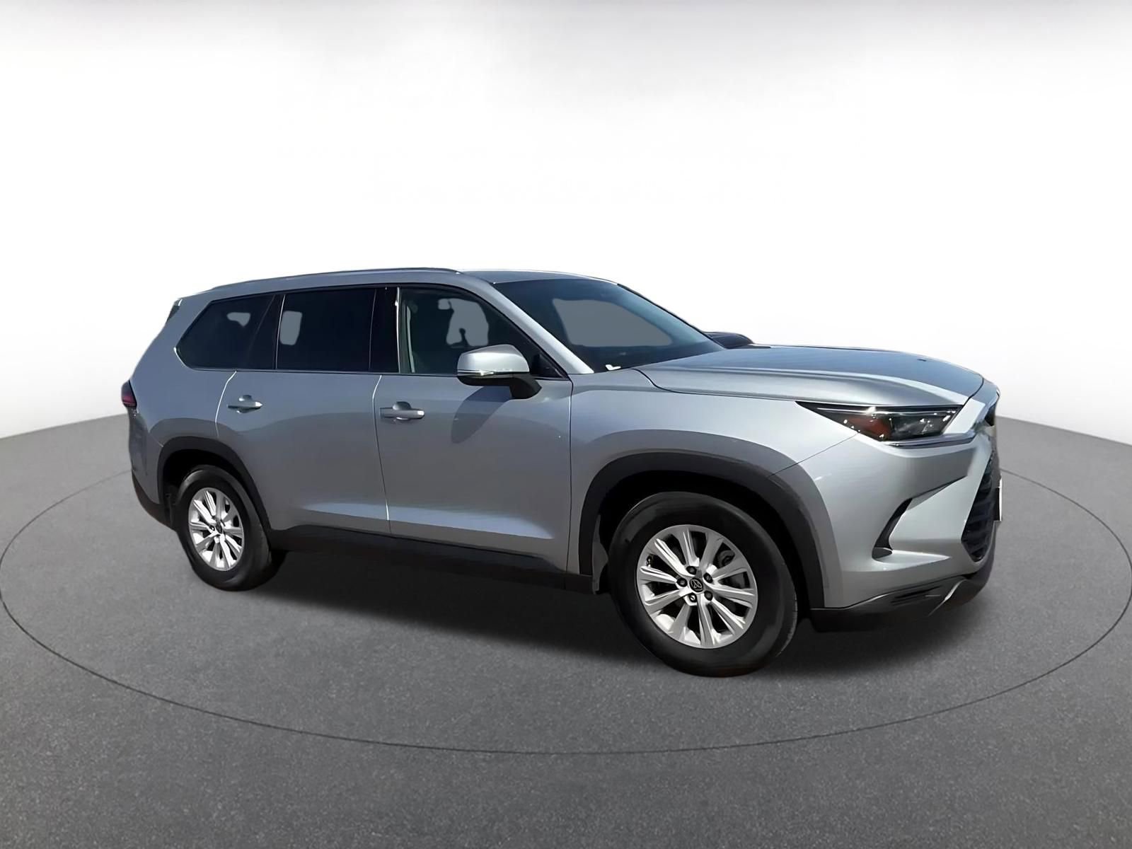 Thumbnail: 2025 Toyota Grand Highlander - 2