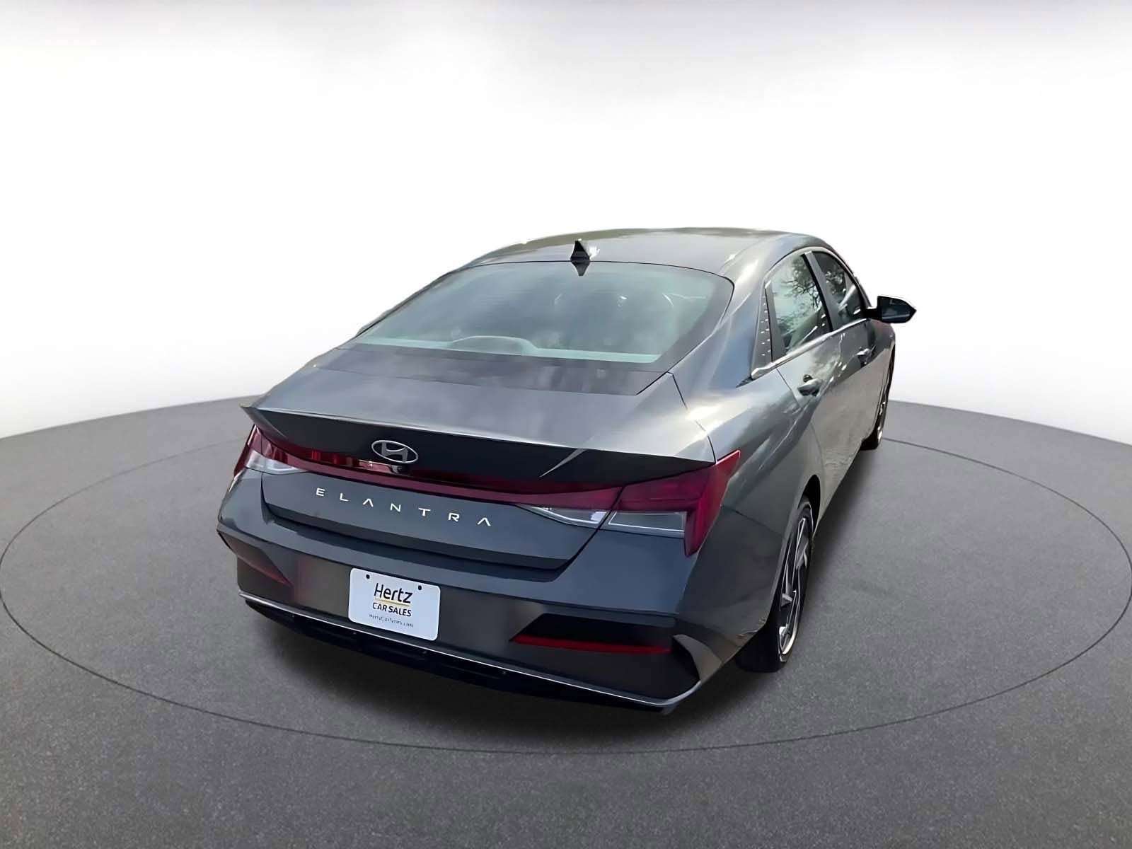 Thumbnail: 2025 Hyundai Elantra - 14