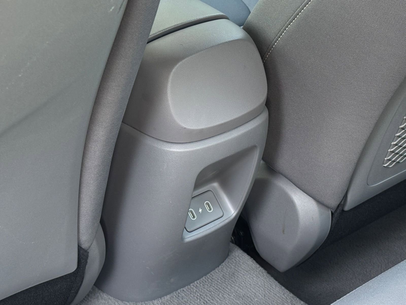 Thumbnail: 2025 Hyundai Elantra - 23