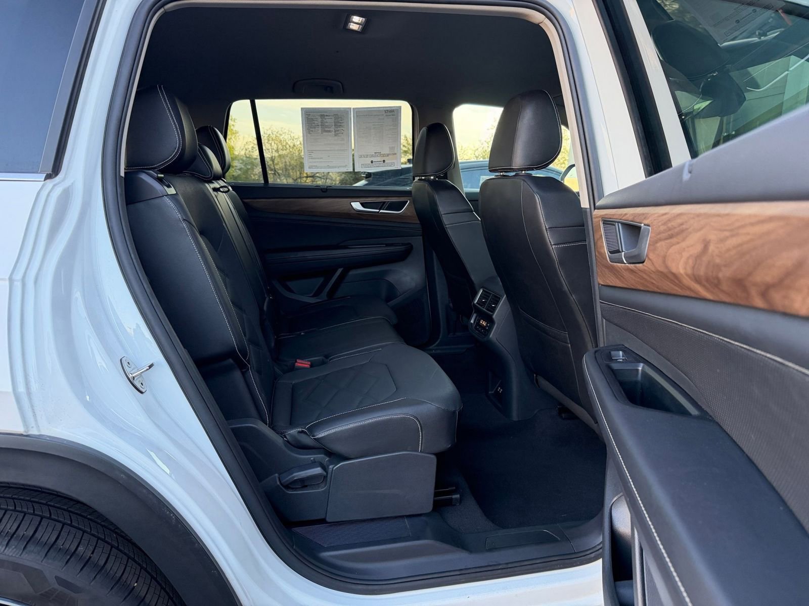 Thumbnail: 2025 Volkswagen Atlas - 28