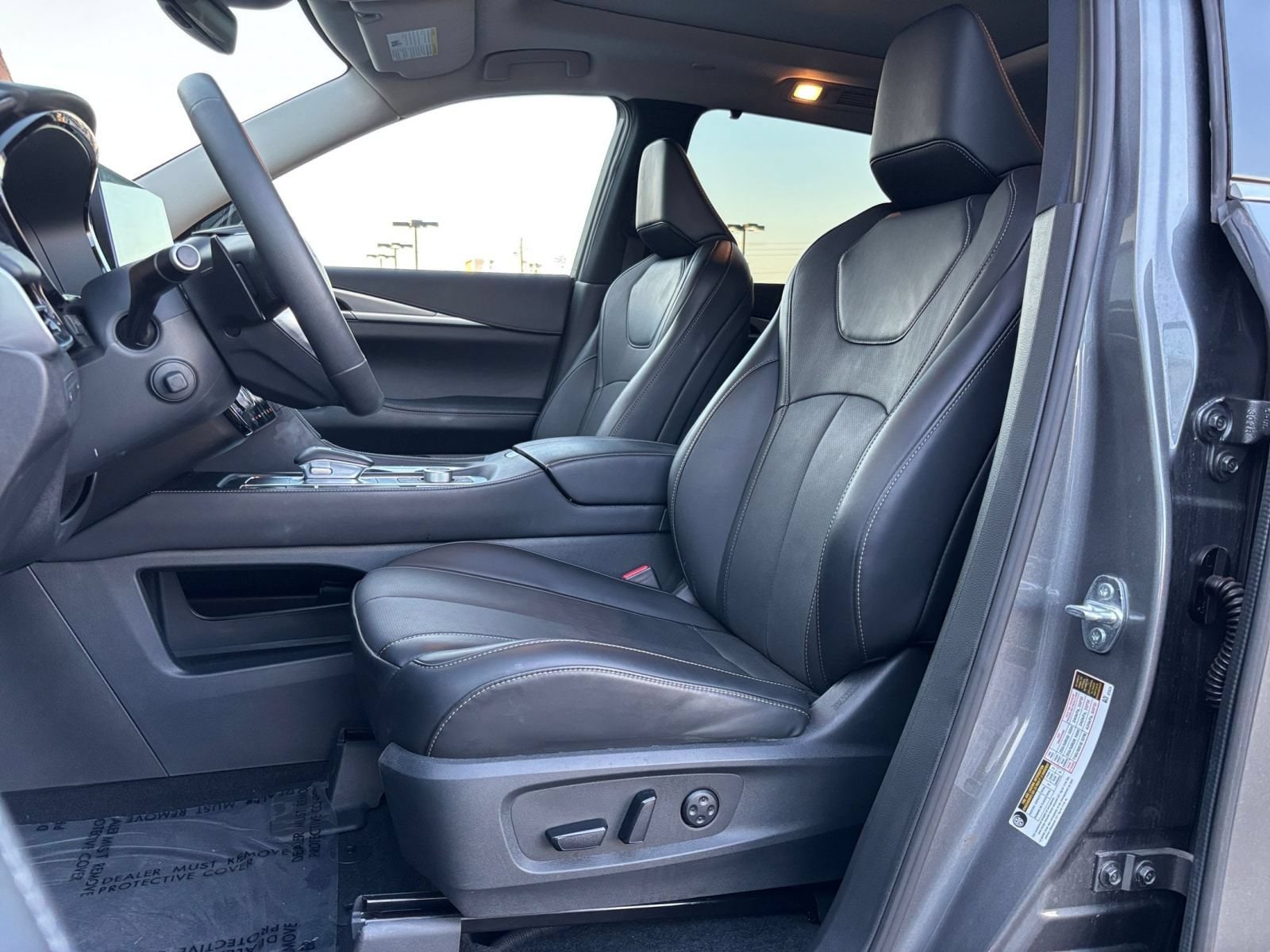 Thumbnail: 2026 INFINITI QX60 - 29