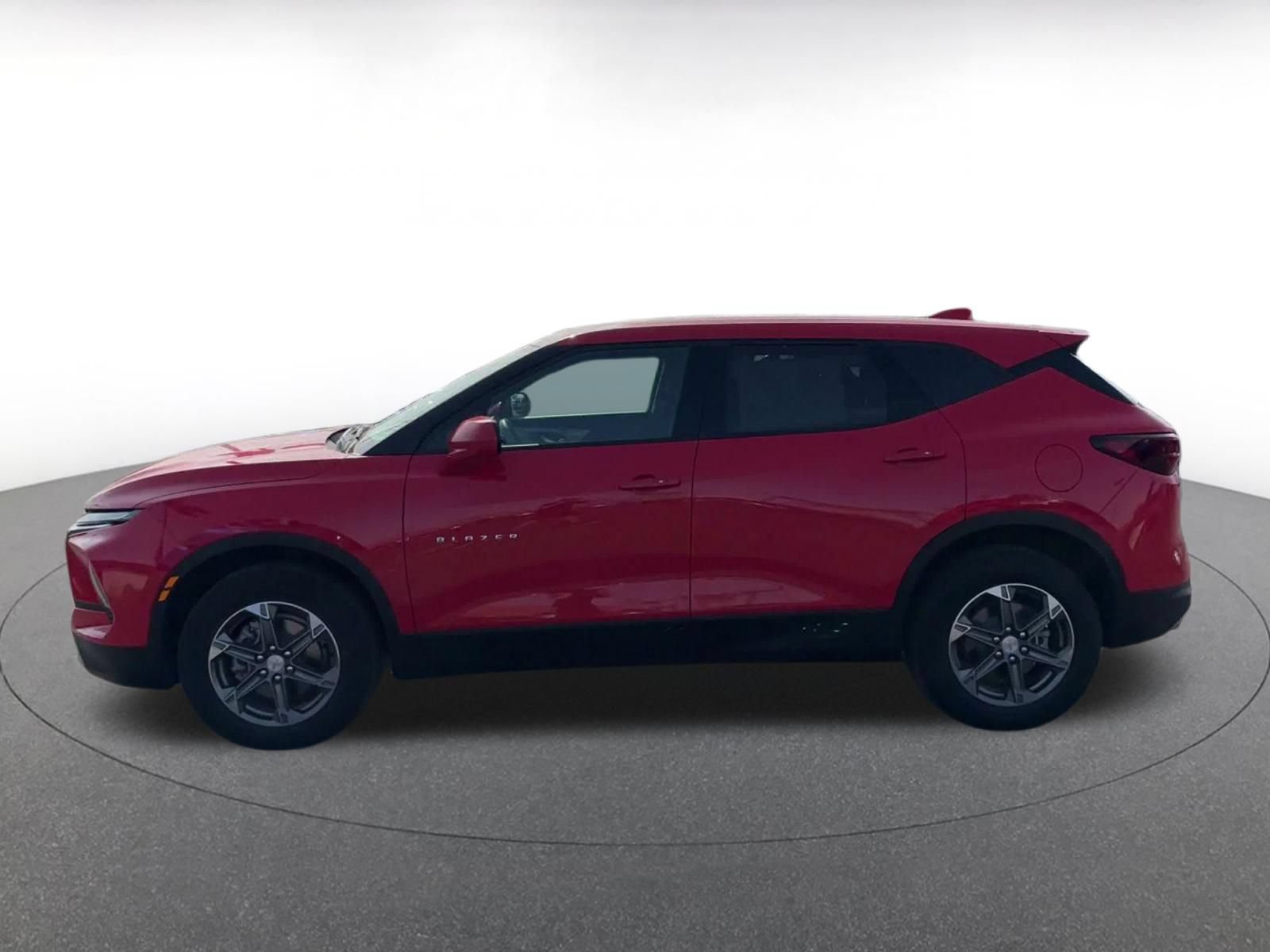 Thumbnail: 2025 Chevrolet Blazer - 8