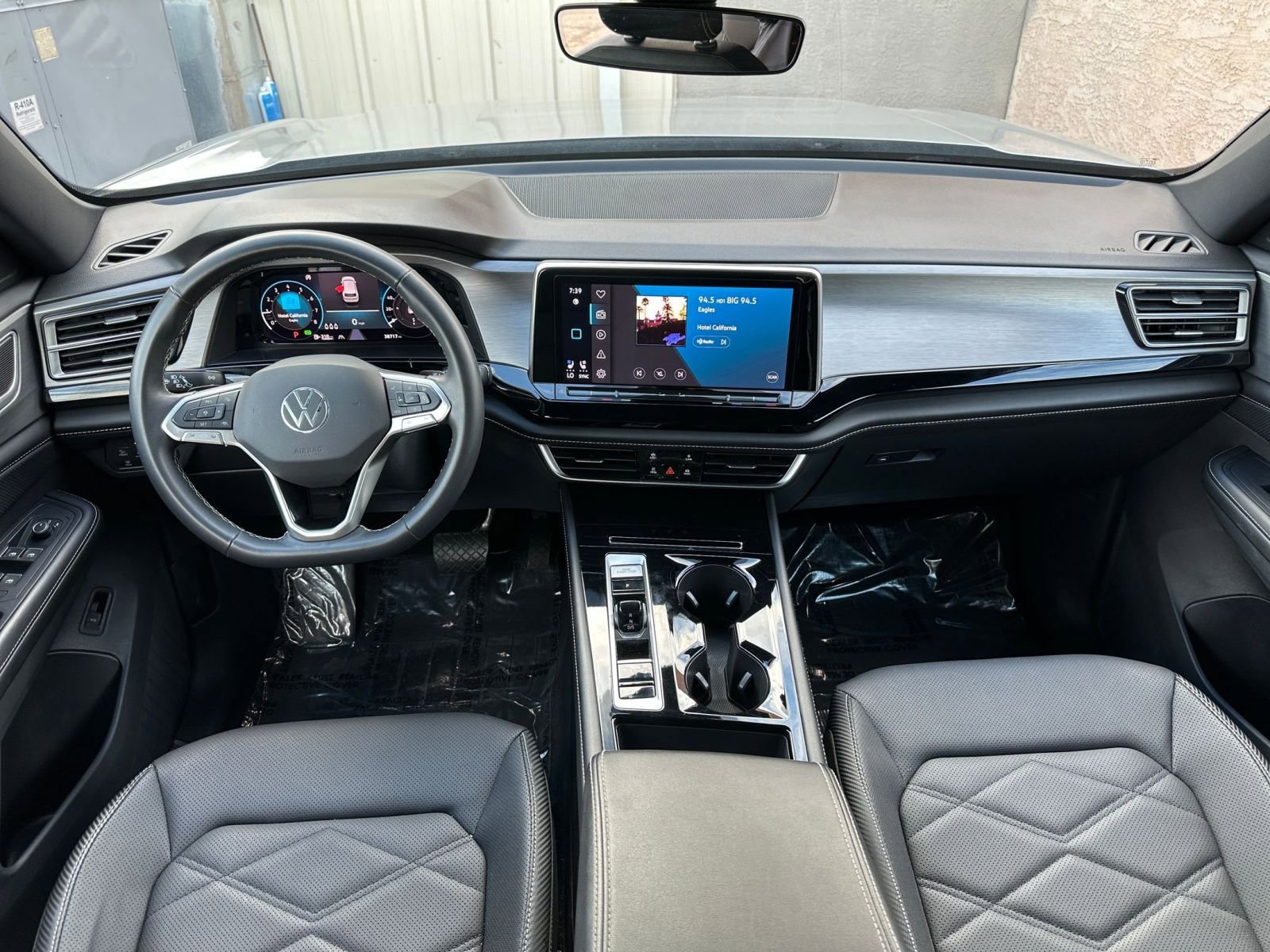 Thumbnail: 2024 Volkswagen Atlas - 33