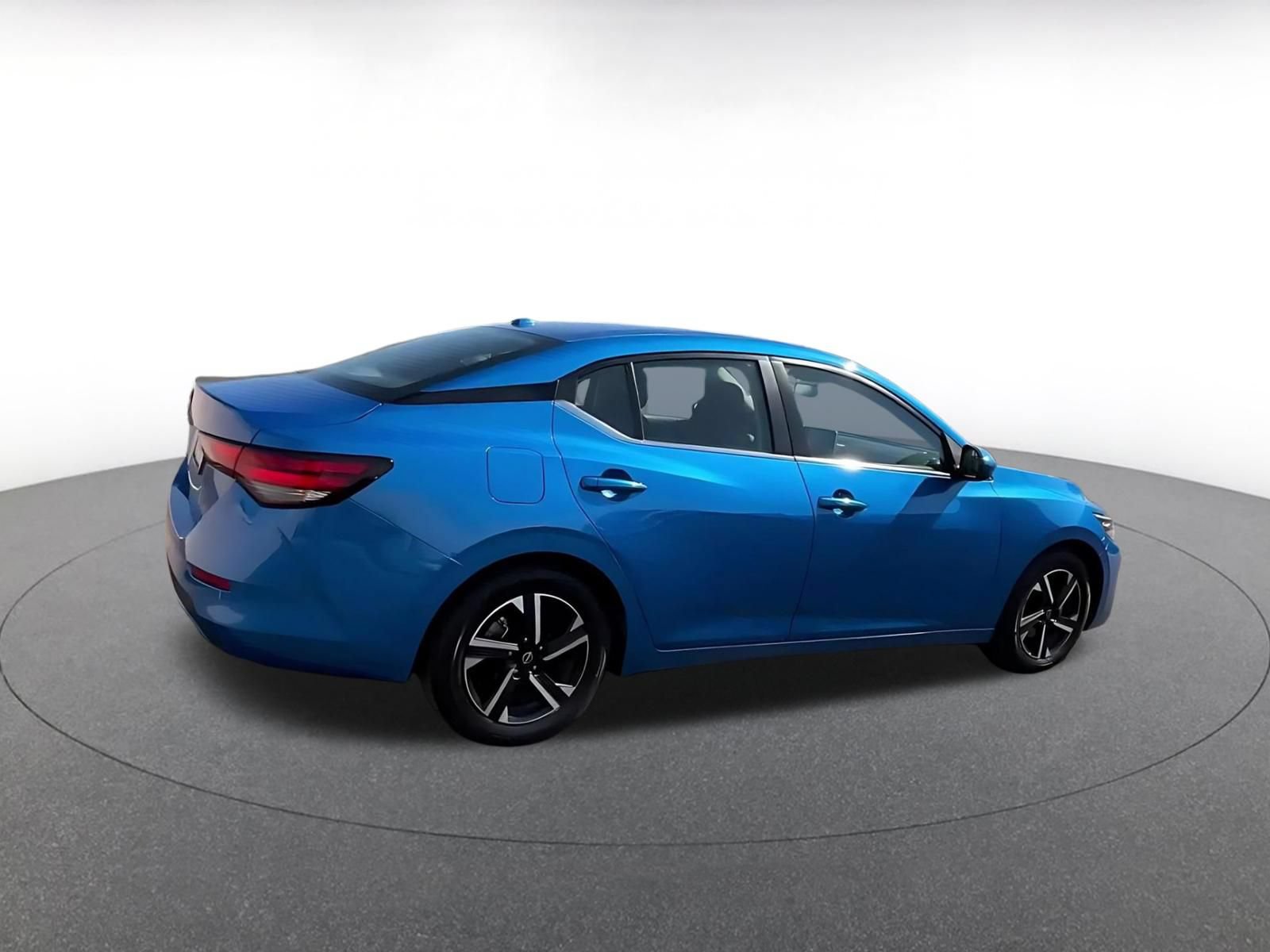 Thumbnail: 2025 Nissan Sentra - 12