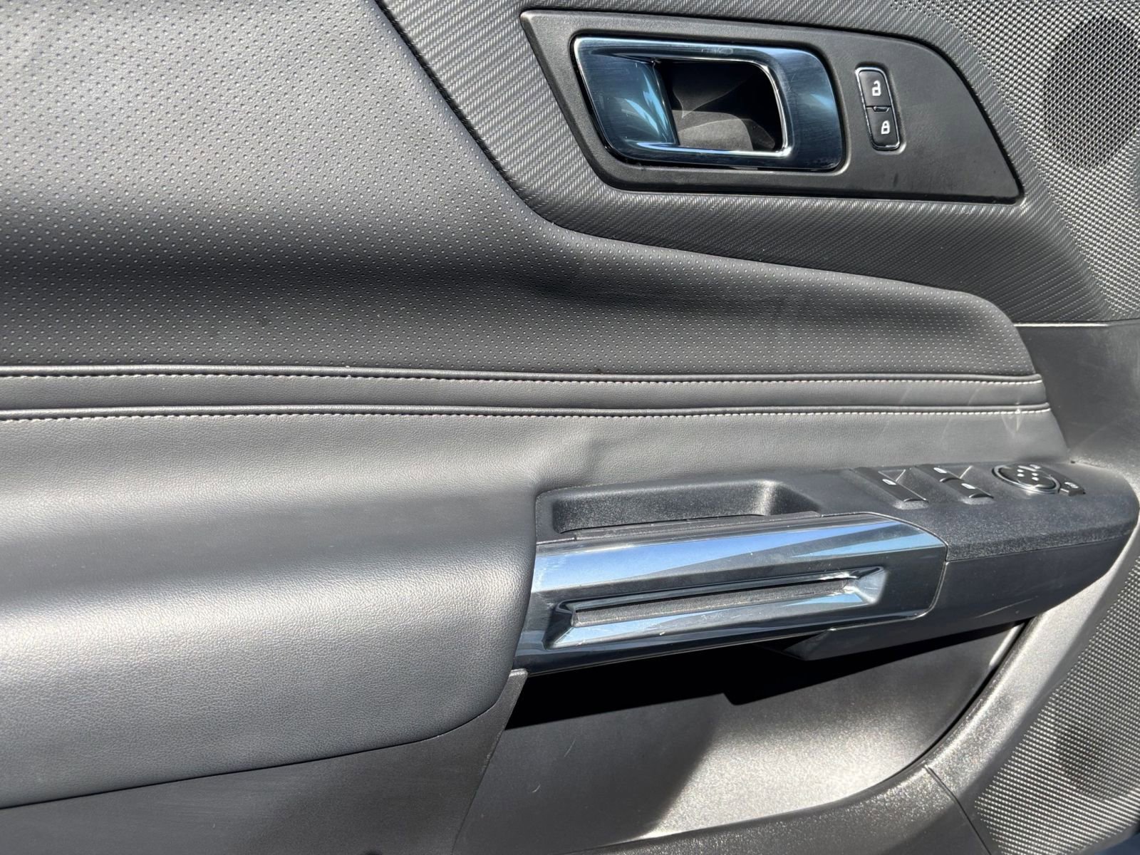 Thumbnail: 2025 Ford Mustang - 18