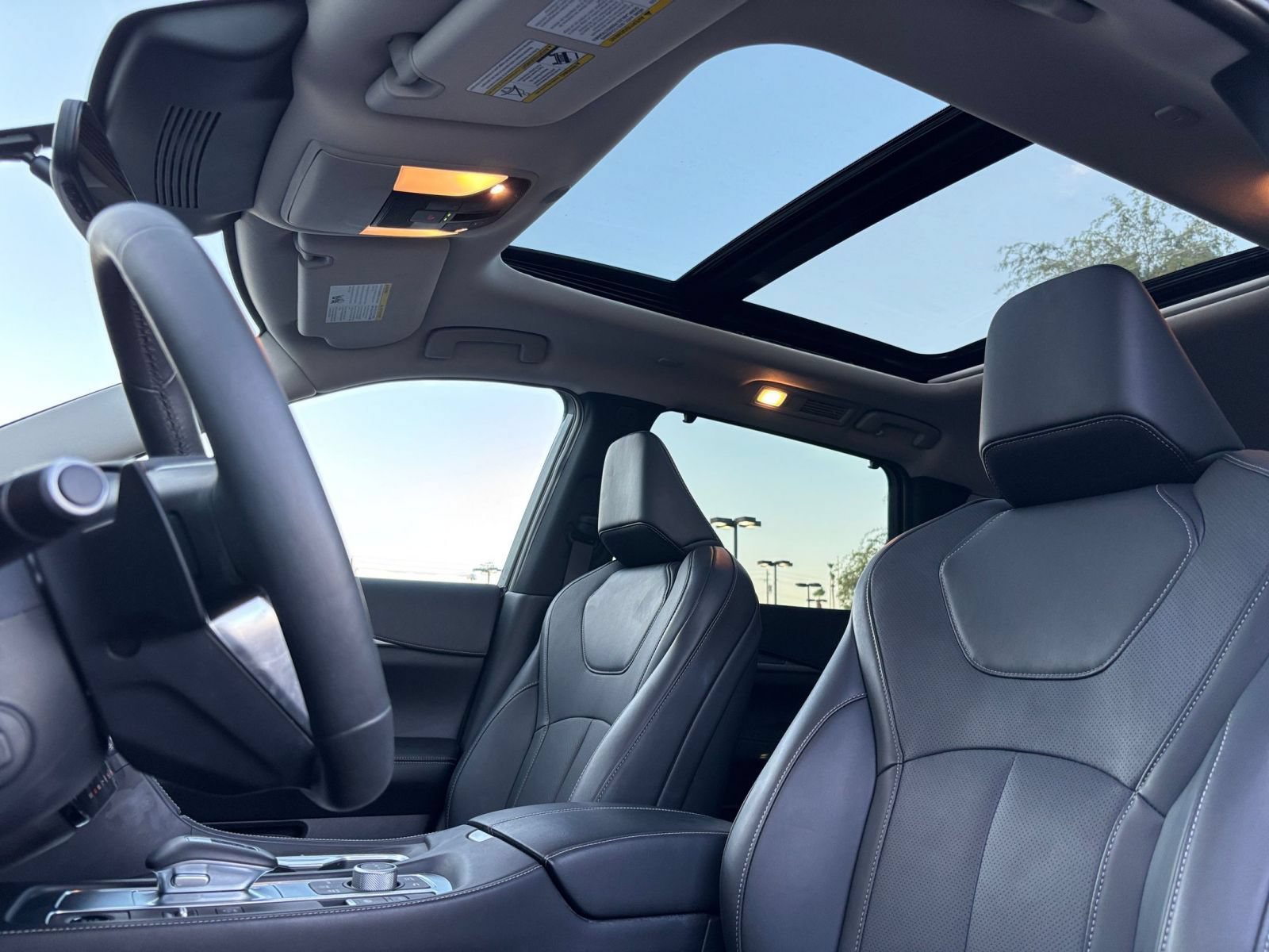 Thumbnail: 2026 INFINITI QX60 - 31