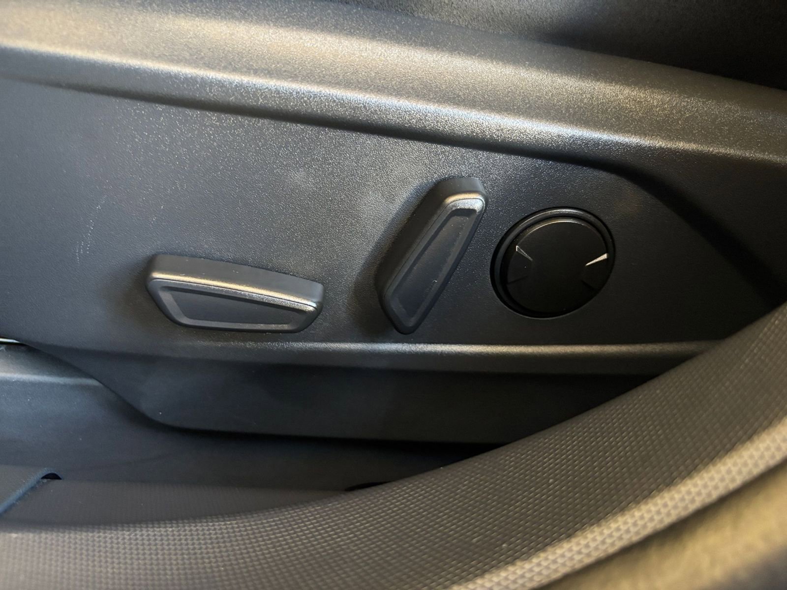 Thumbnail: 2023 Ford Mustang Mach-E - 28