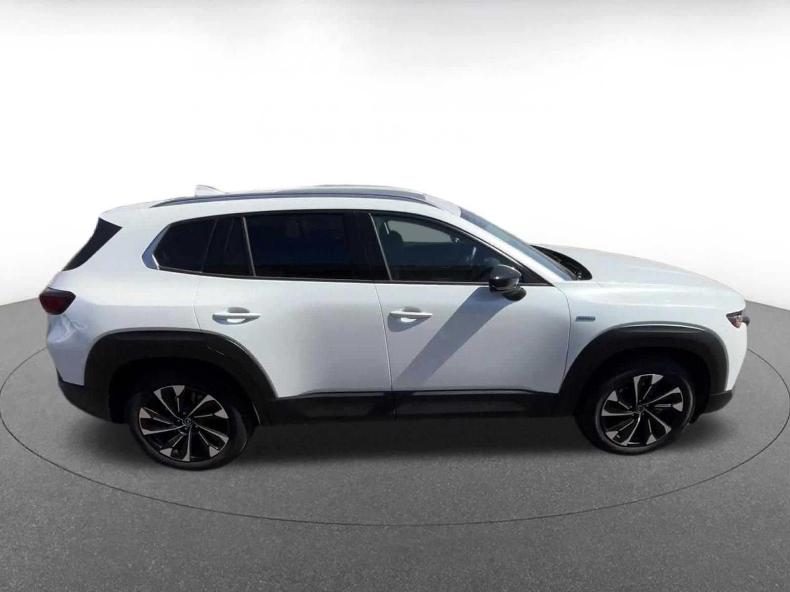 Thumbnail: 2025 Mazda CX-50 - 16