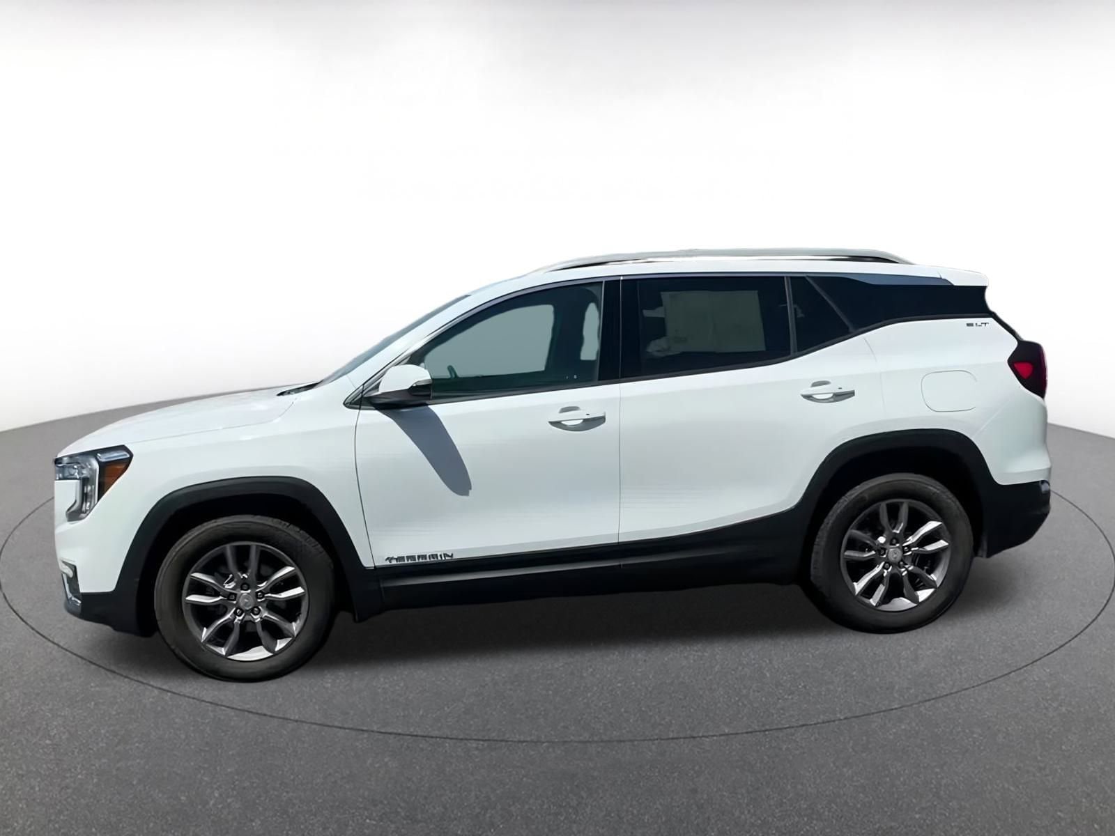 Thumbnail: 2024 GMC Terrain - 9