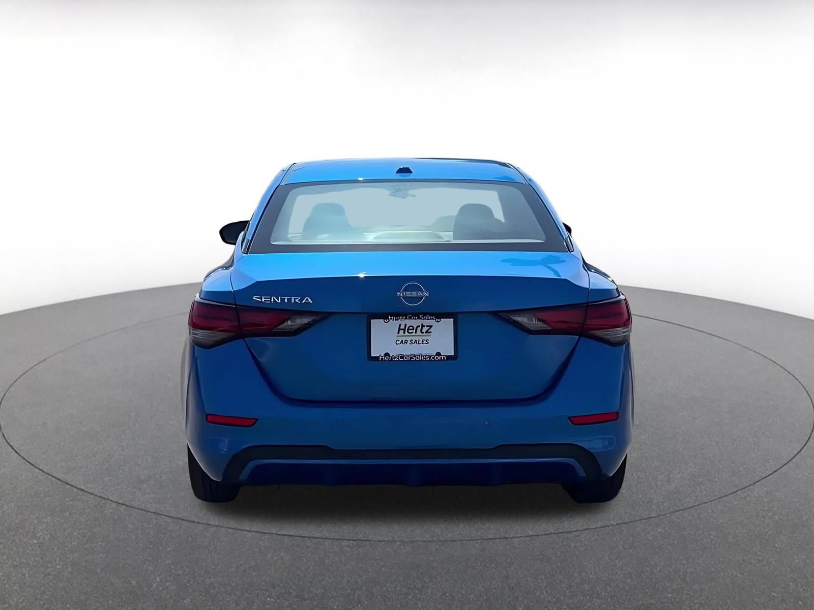 Thumbnail: 2025 Nissan Sentra - 10