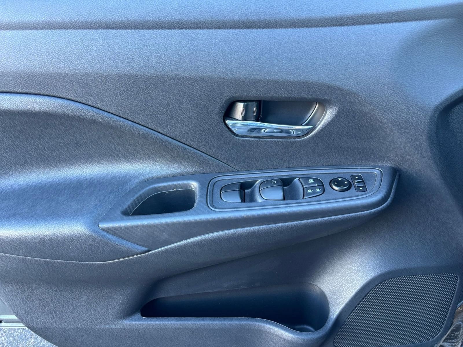 Thumbnail: 2025 Nissan Versa - 18