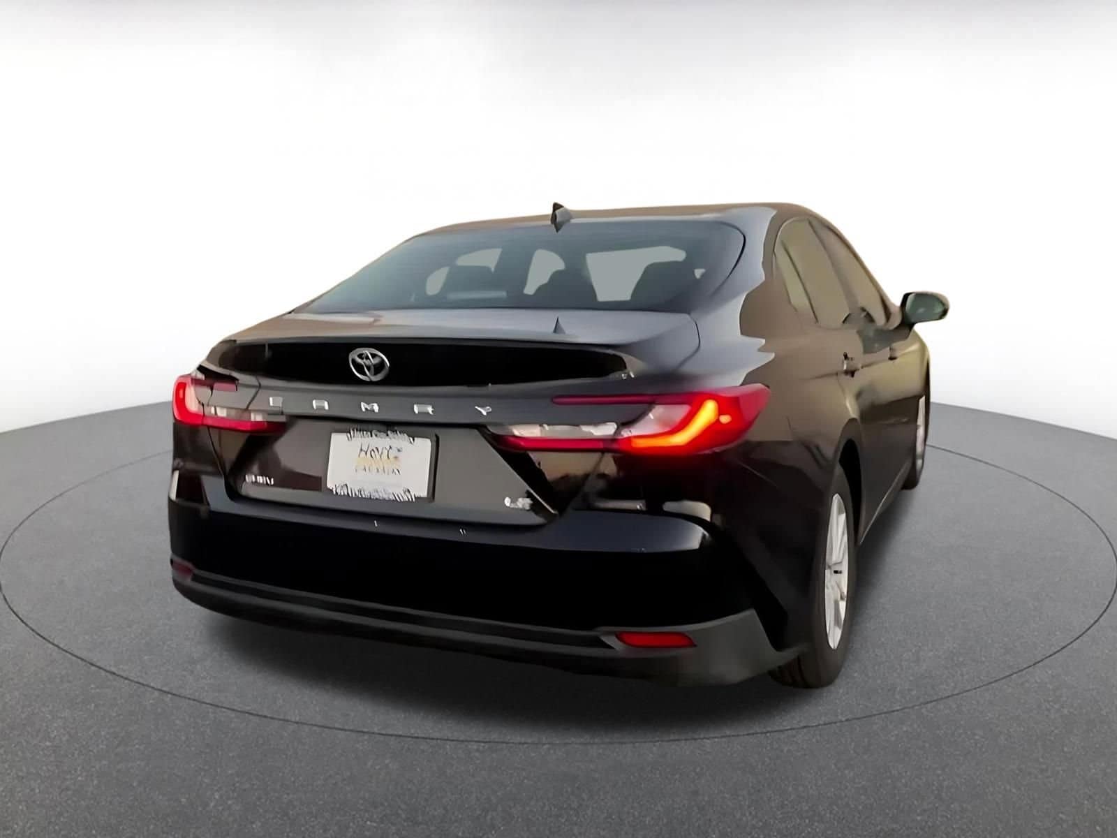 Thumbnail: 2025 Toyota Camry - 15