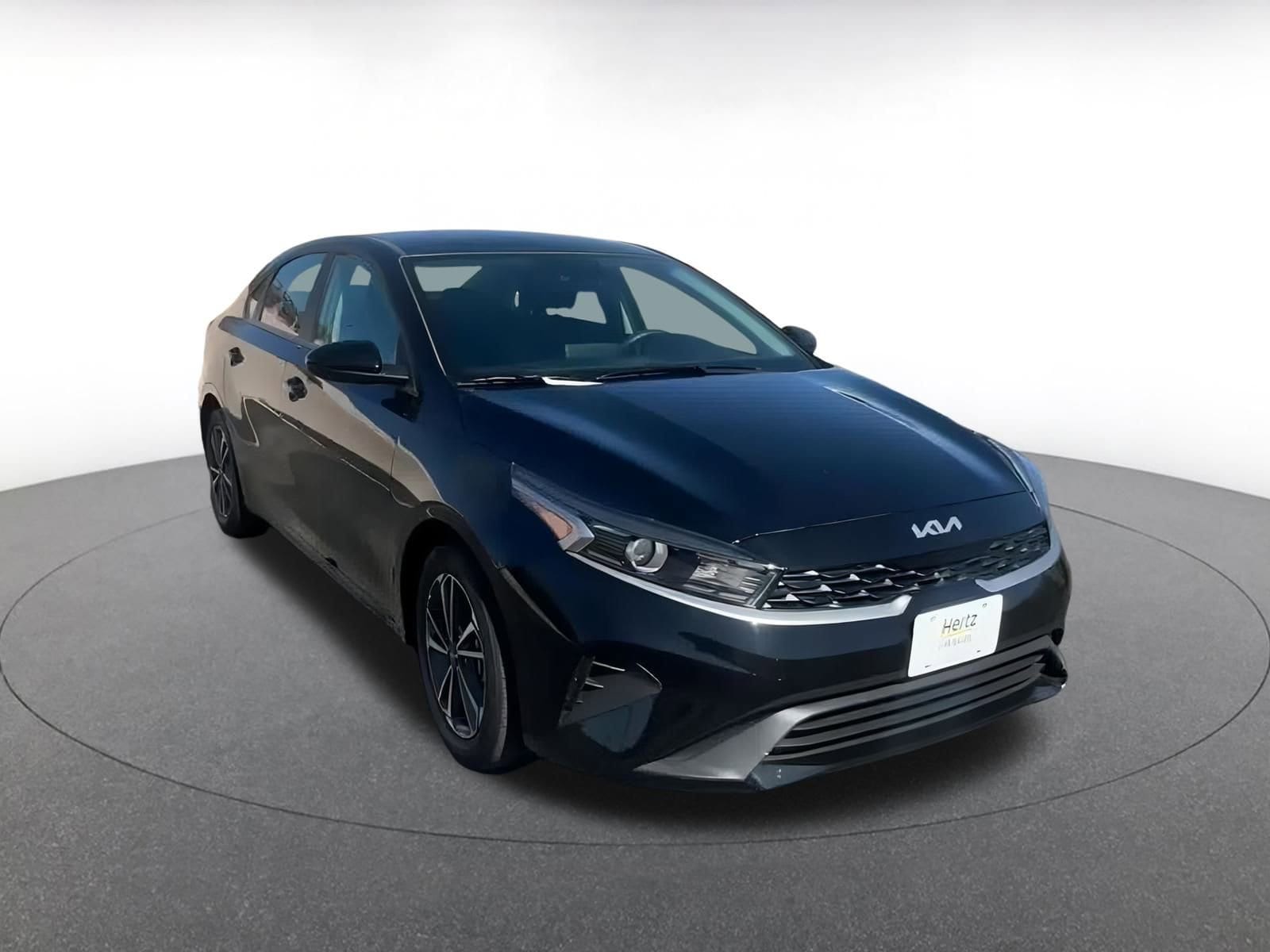 Thumbnail: 2024 Kia Forte - 3