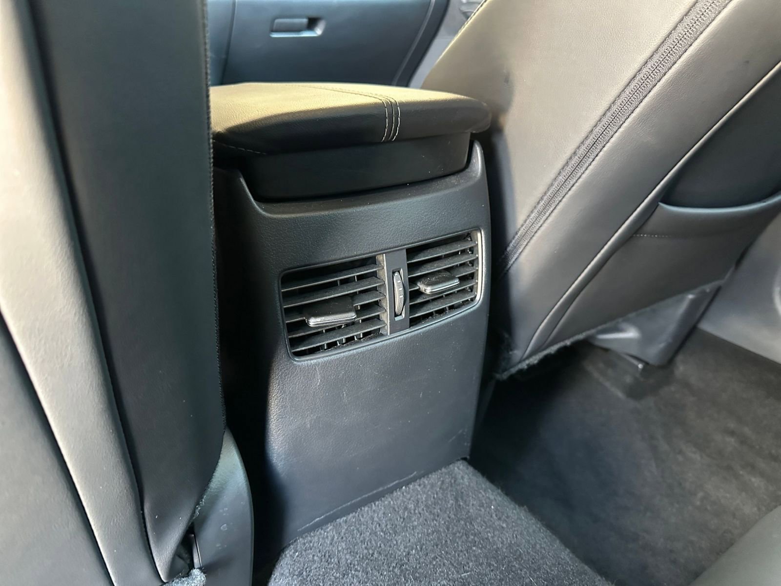 Thumbnail: 2025 Mazda CX-30 - 23