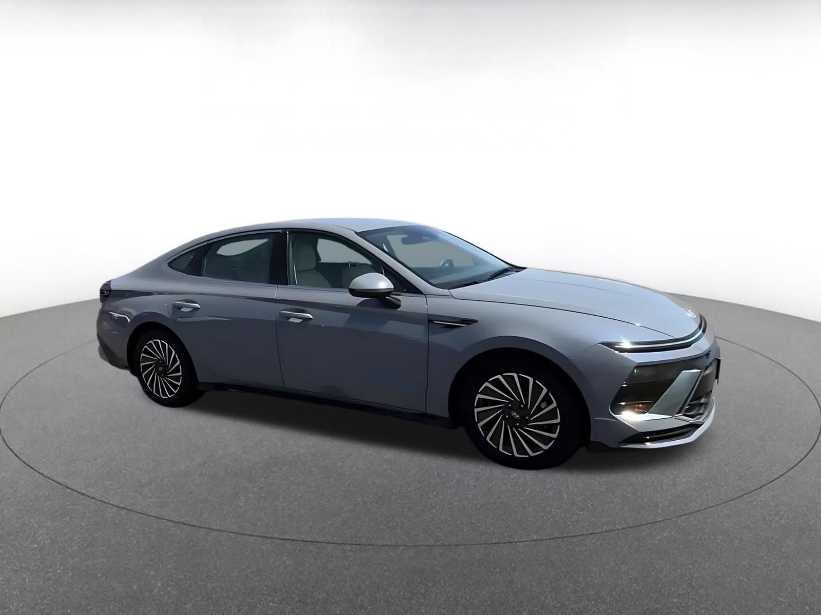 Thumbnail: 2025 Hyundai Sonata - 2