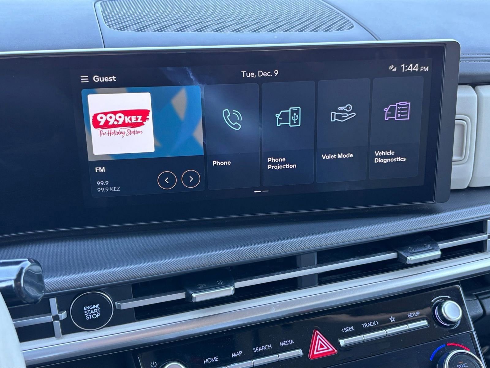 Thumbnail: 2025 Hyundai Santa Fe - 22