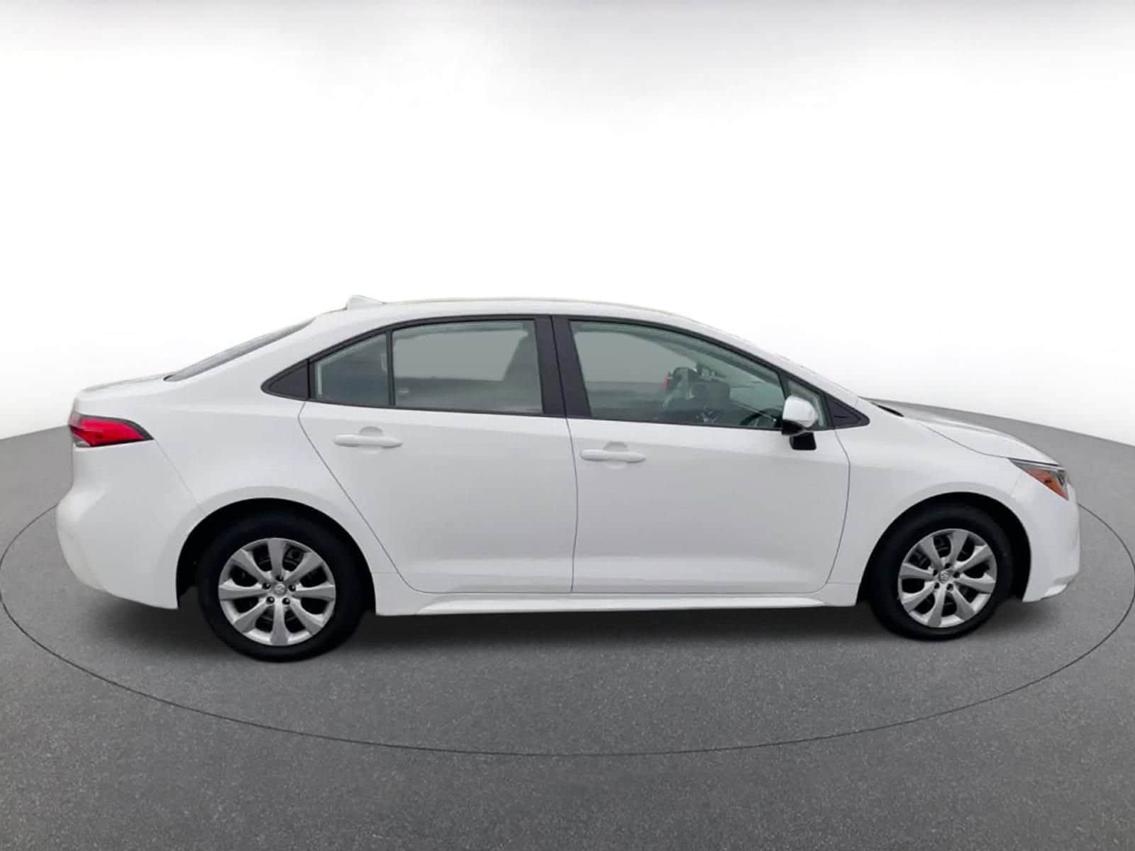 Thumbnail: 2025 Toyota Corolla - 16