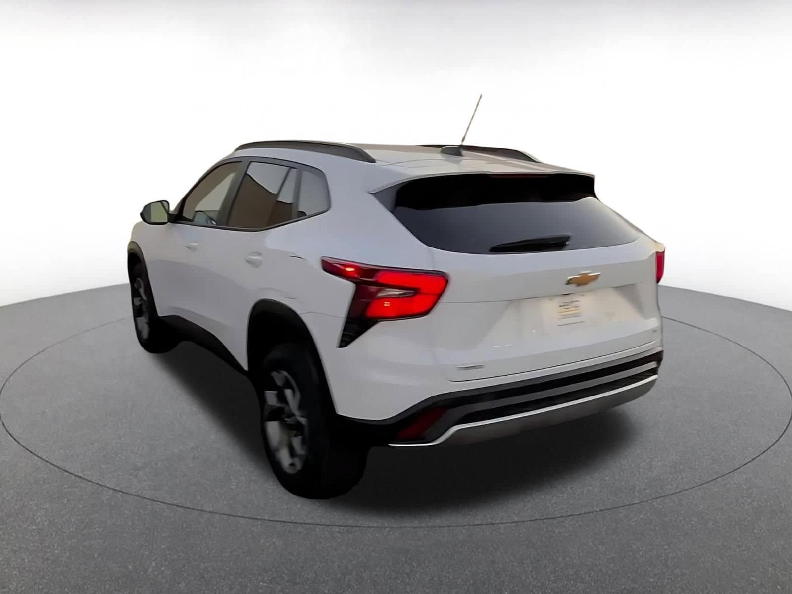 Thumbnail: 2025 Chevrolet Trax - 11