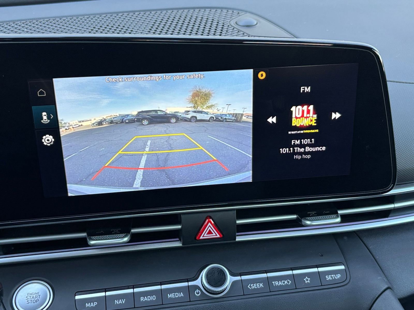 Thumbnail: 2025 Hyundai Elantra - 24