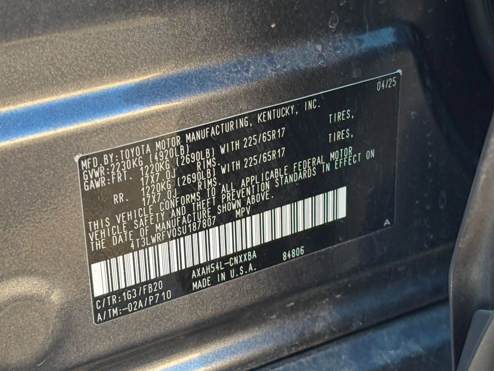 Thumbnail: 2025 Toyota RAV4 - 28