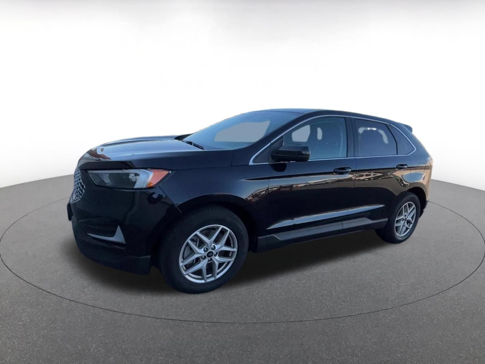 Thumbnail: 2023 Ford Edge - 8
