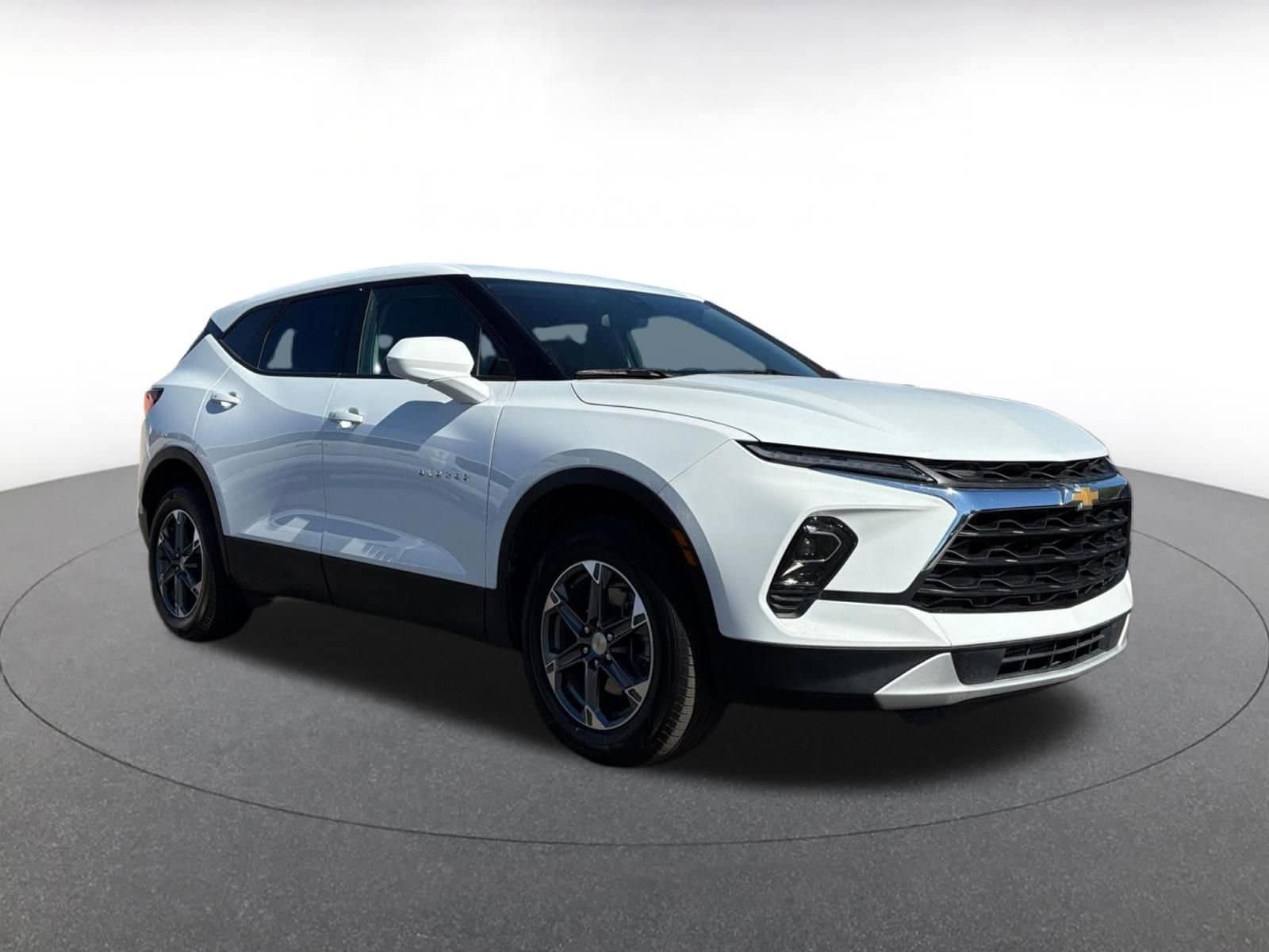 Thumbnail: 2025 Chevrolet Blazer - 1