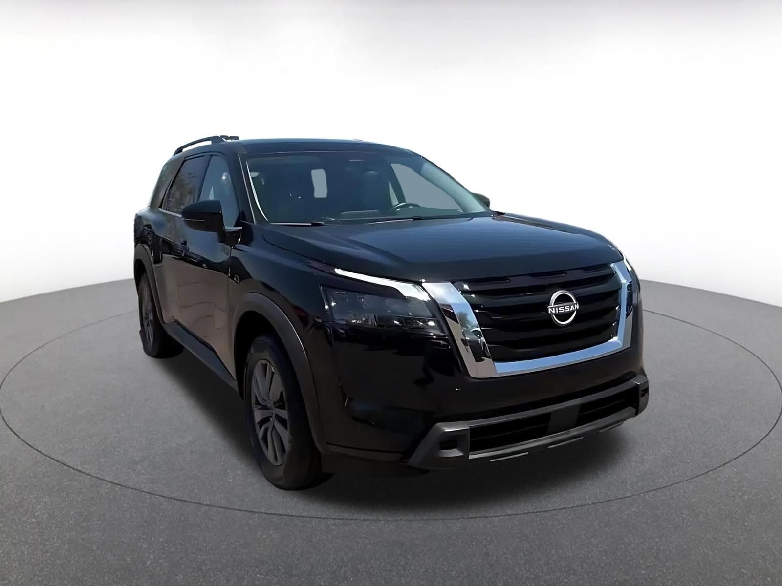 Thumbnail: 2025 Nissan Pathfinder - 3