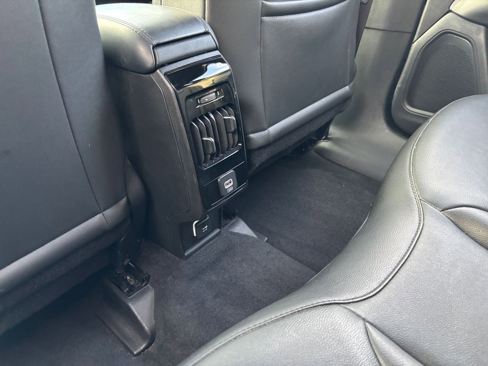 Thumbnail: 2025 Jeep Compass - 24