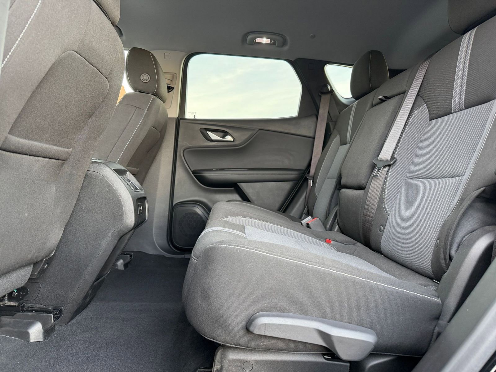 Thumbnail: 2025 Chevrolet Blazer - 27