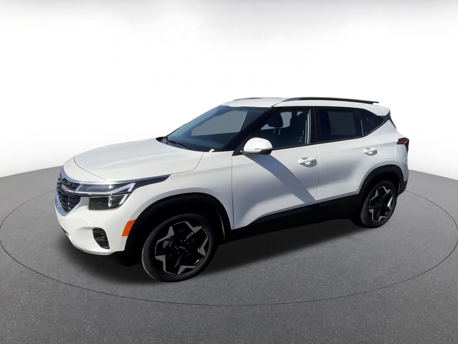 Thumbnail: 2025 Kia Seltos - 8