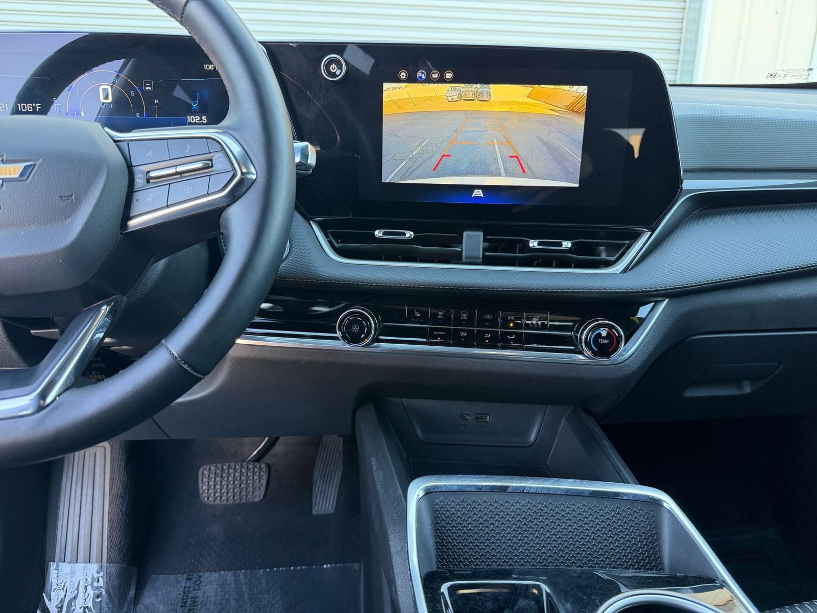 Thumbnail: 2025 Chevrolet Equinox - 17