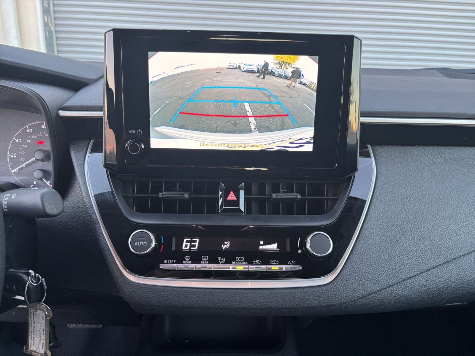 Thumbnail: 2025 Toyota Corolla - 18