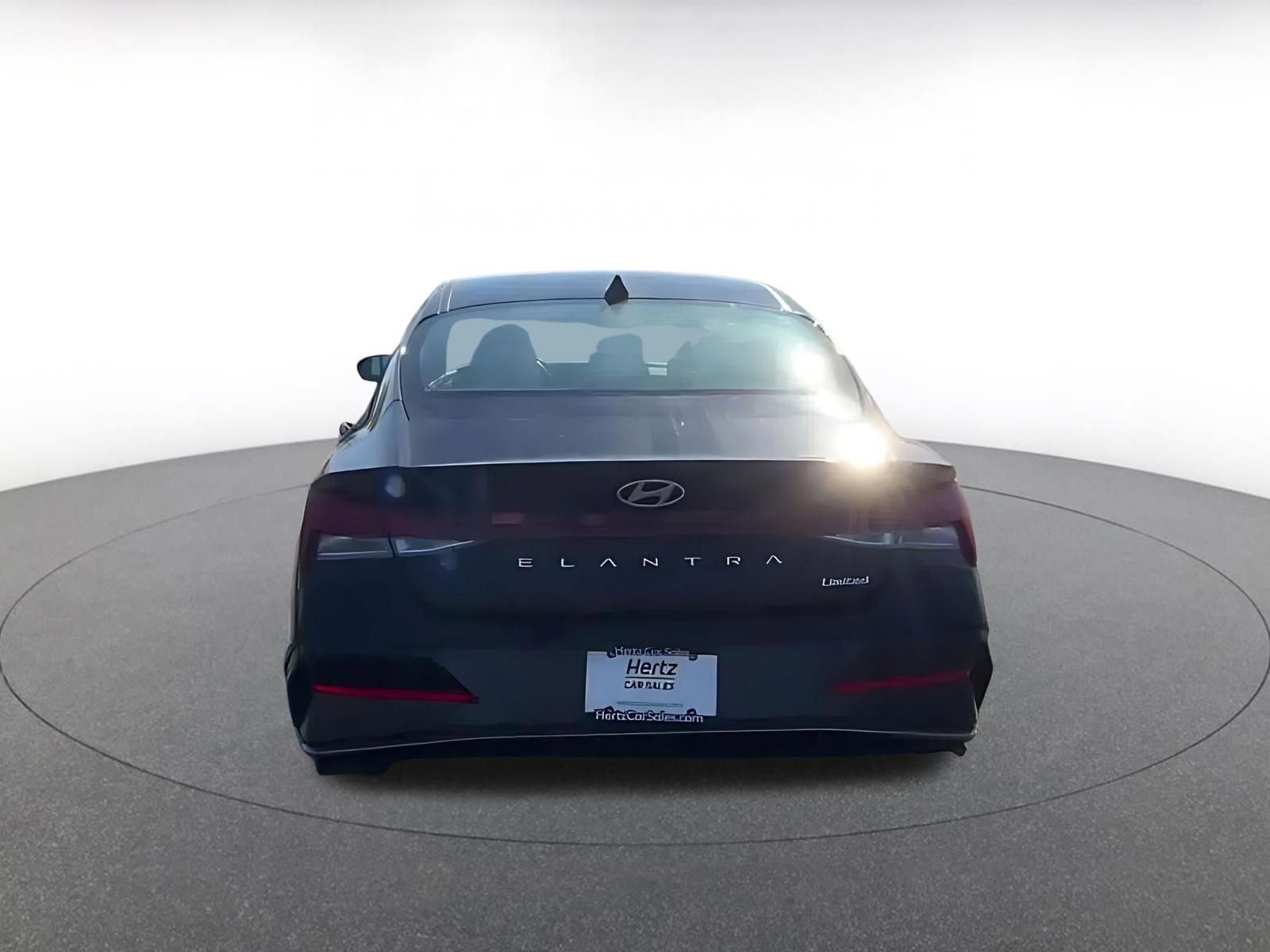 Thumbnail: 2025 Hyundai Elantra - 12