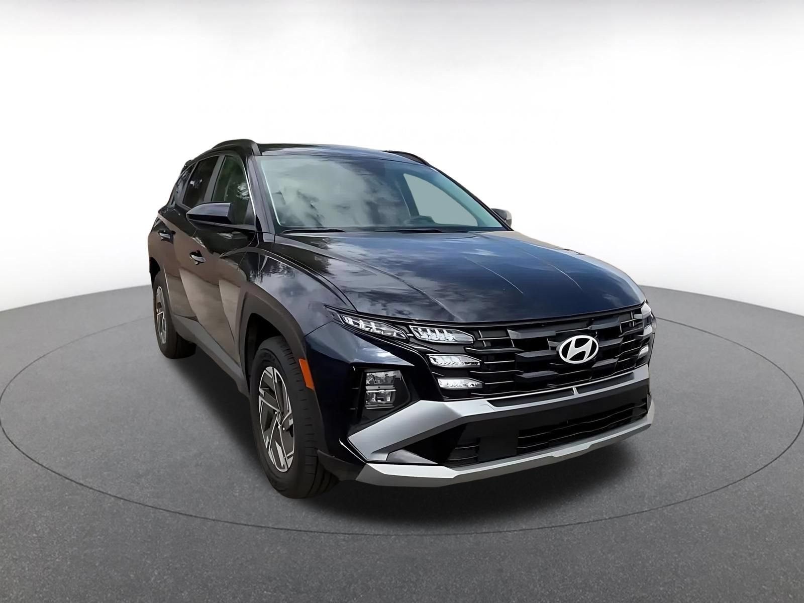 Thumbnail: 2025 Hyundai Tucson - 3