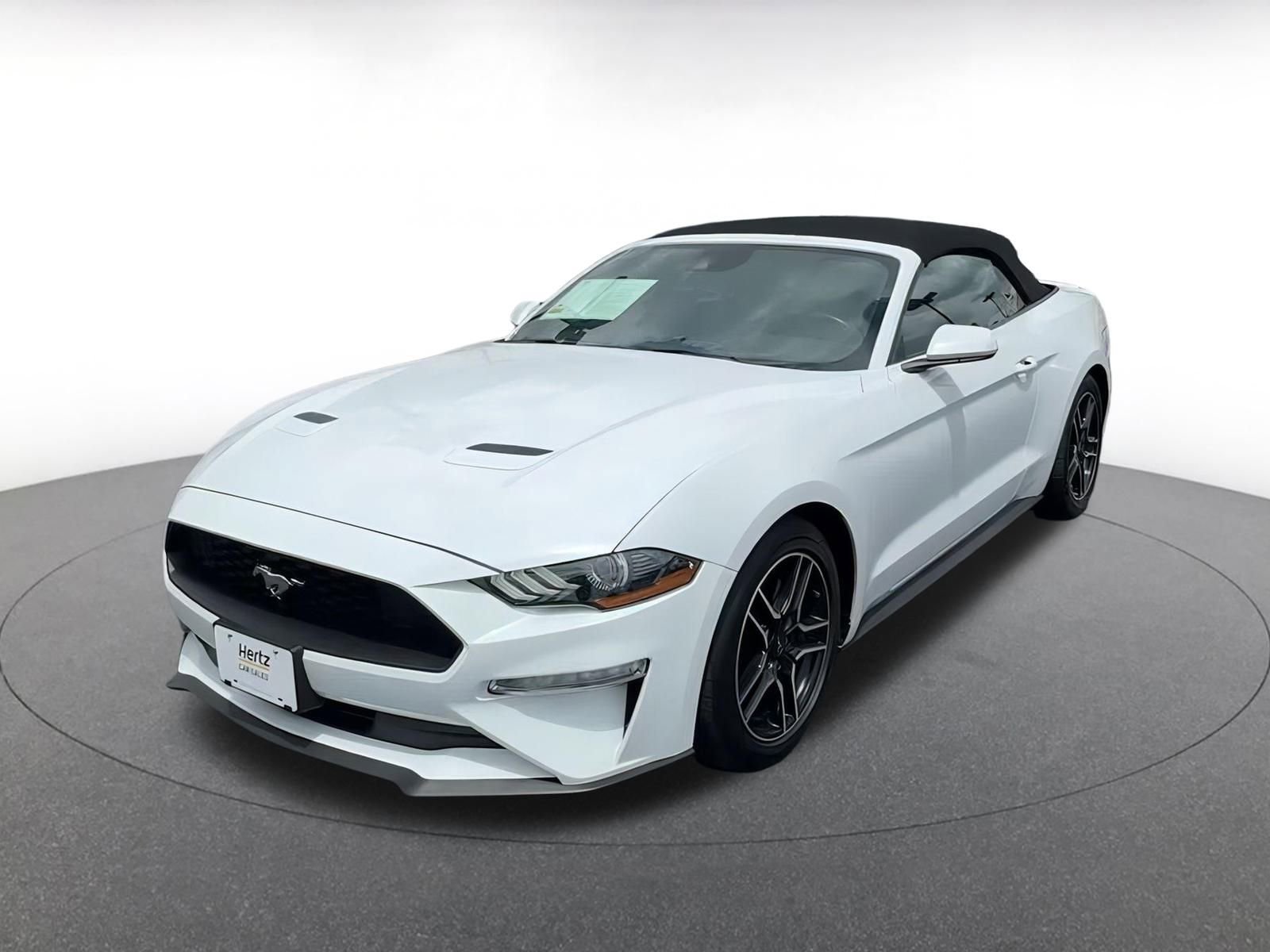 Thumbnail: 2022 Ford Mustang - 6