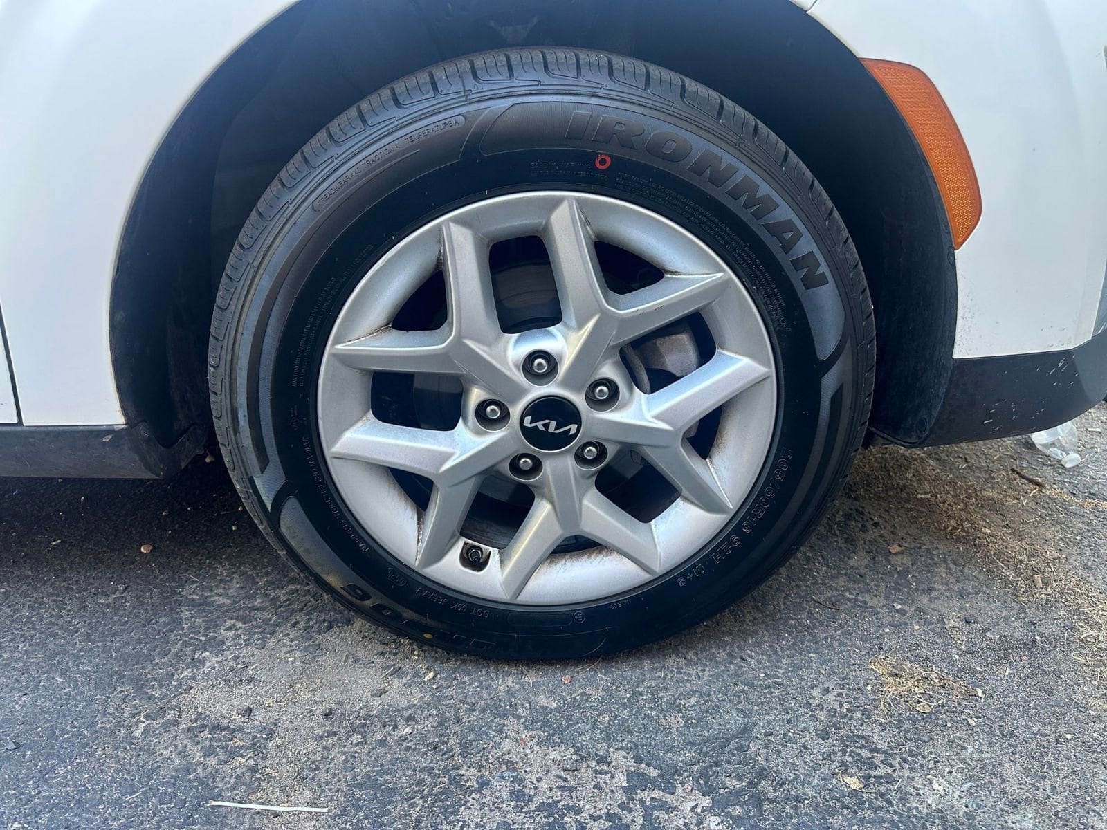 2024 Kia Soul LX 28