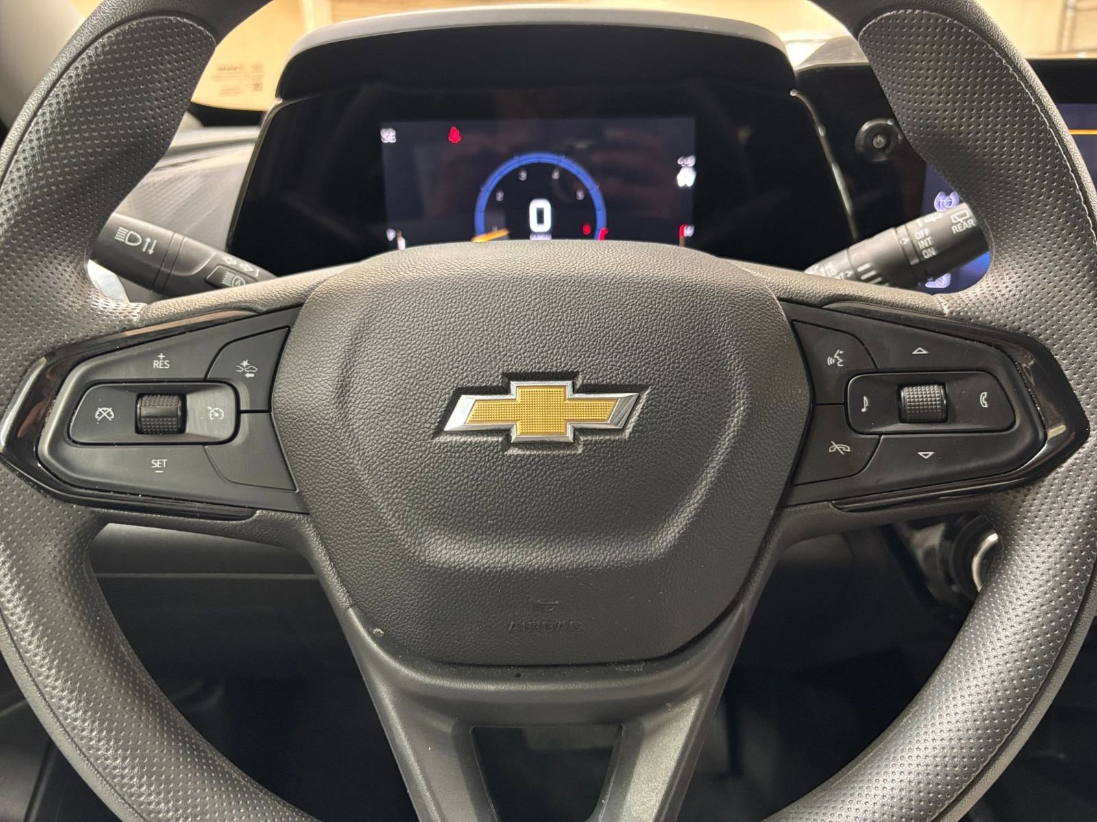 Thumbnail: 2025 Chevrolet Trax - 27