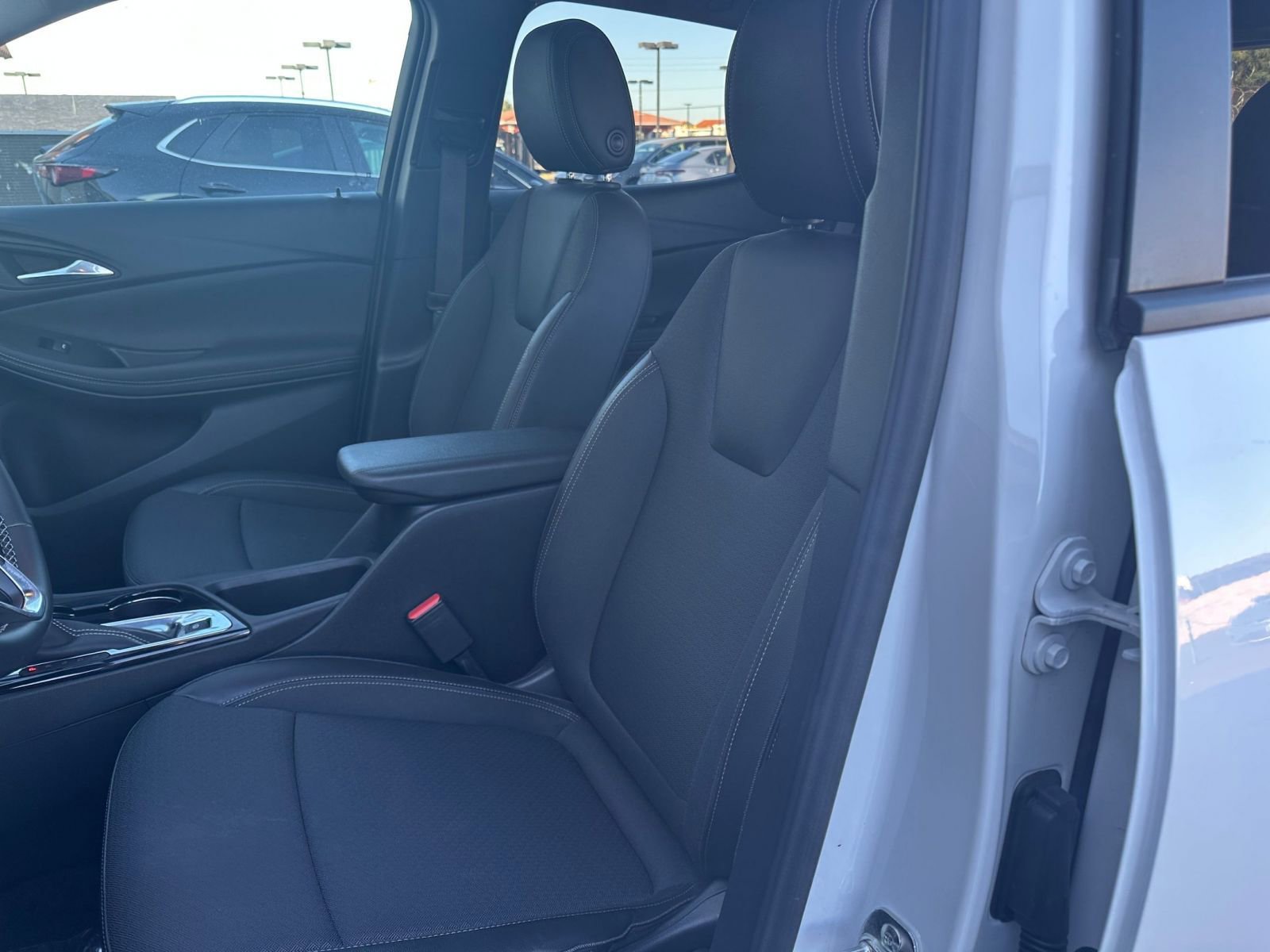 Thumbnail: 2025 Buick Encore GX - 34