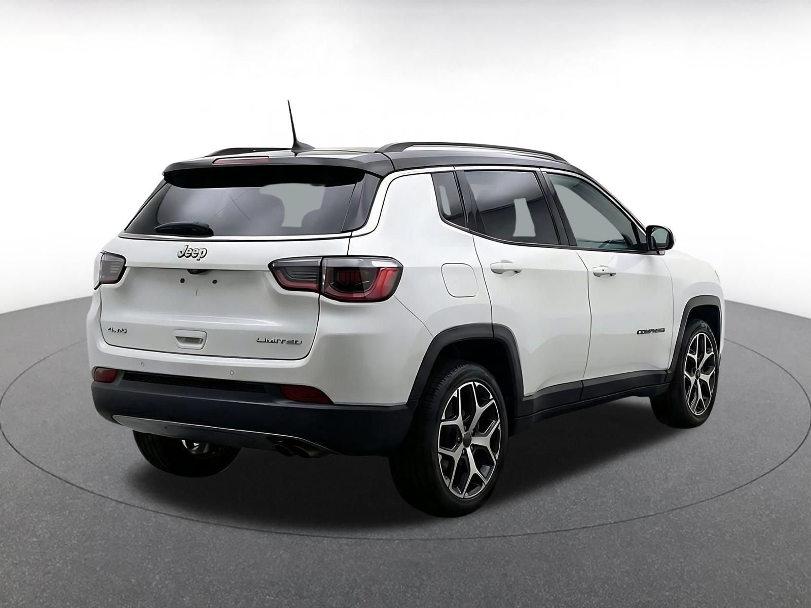 Thumbnail: 2025 Jeep Compass - 9