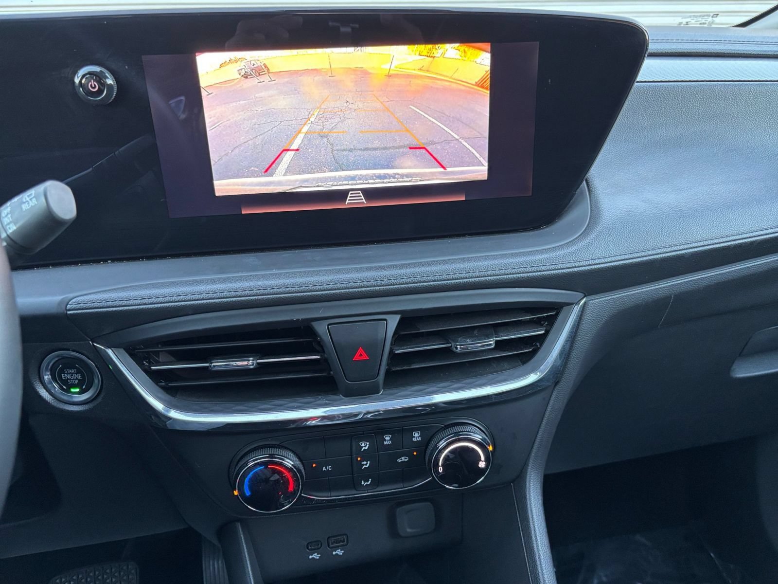 Thumbnail: 2025 Buick Encore GX - 17
