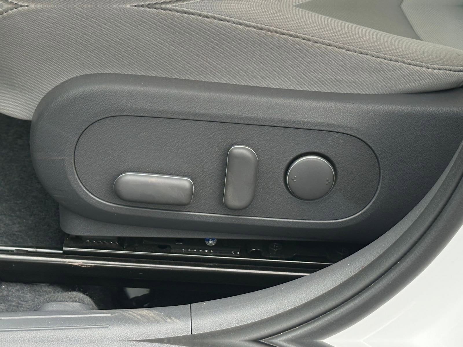 Thumbnail: 2025 Hyundai Kona - 23