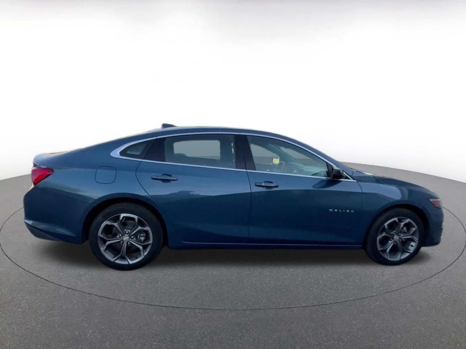 Thumbnail: 2024 Chevrolet Malibu - 16