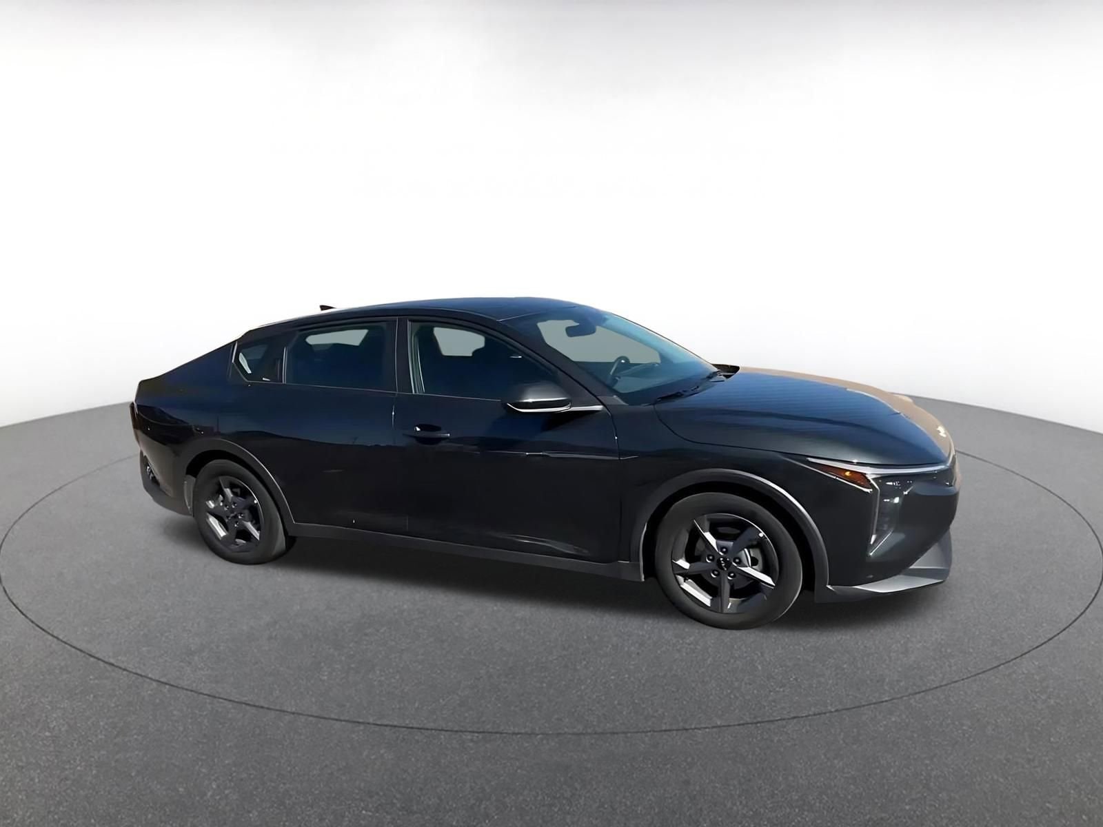 Thumbnail: 2025 Kia K4 - 2