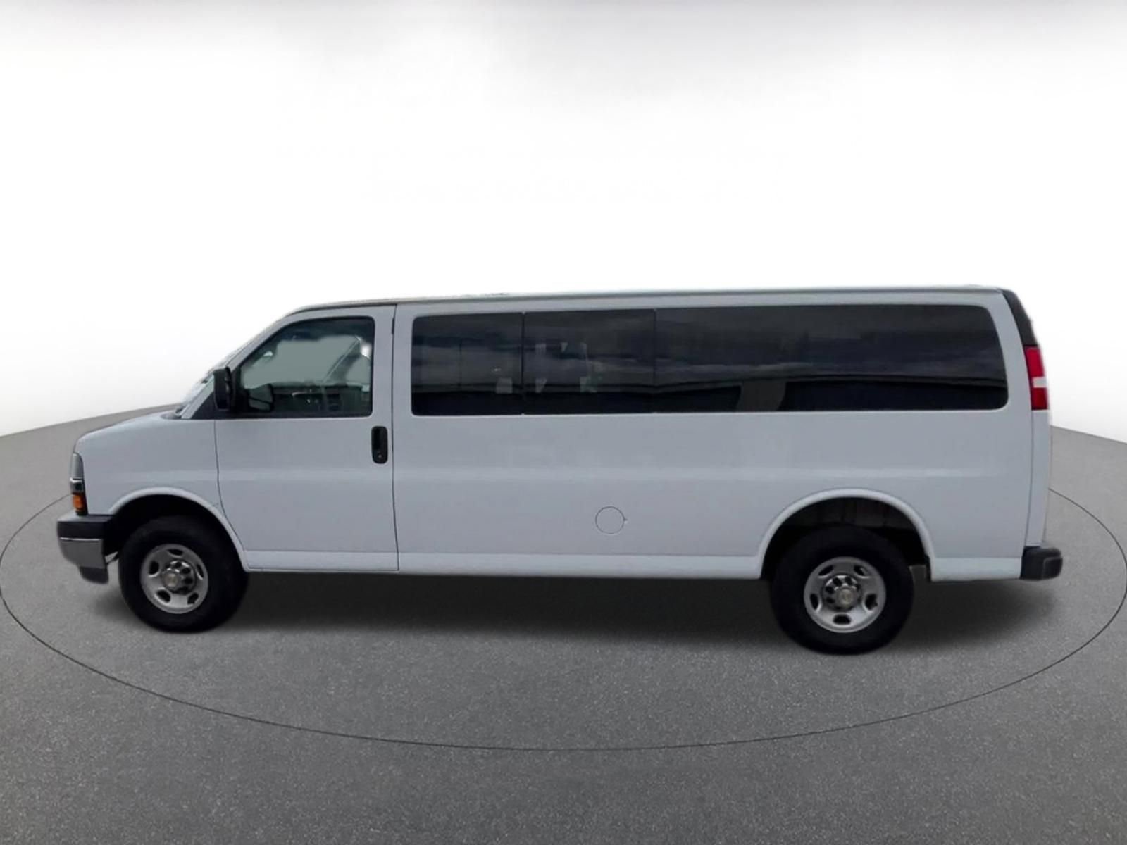 Thumbnail: 2025 Chevrolet Express - 9