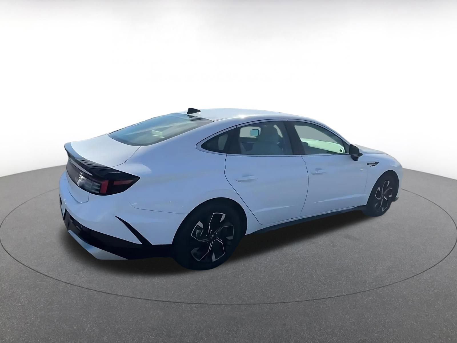 Thumbnail: 2025 Hyundai Sonata - 15