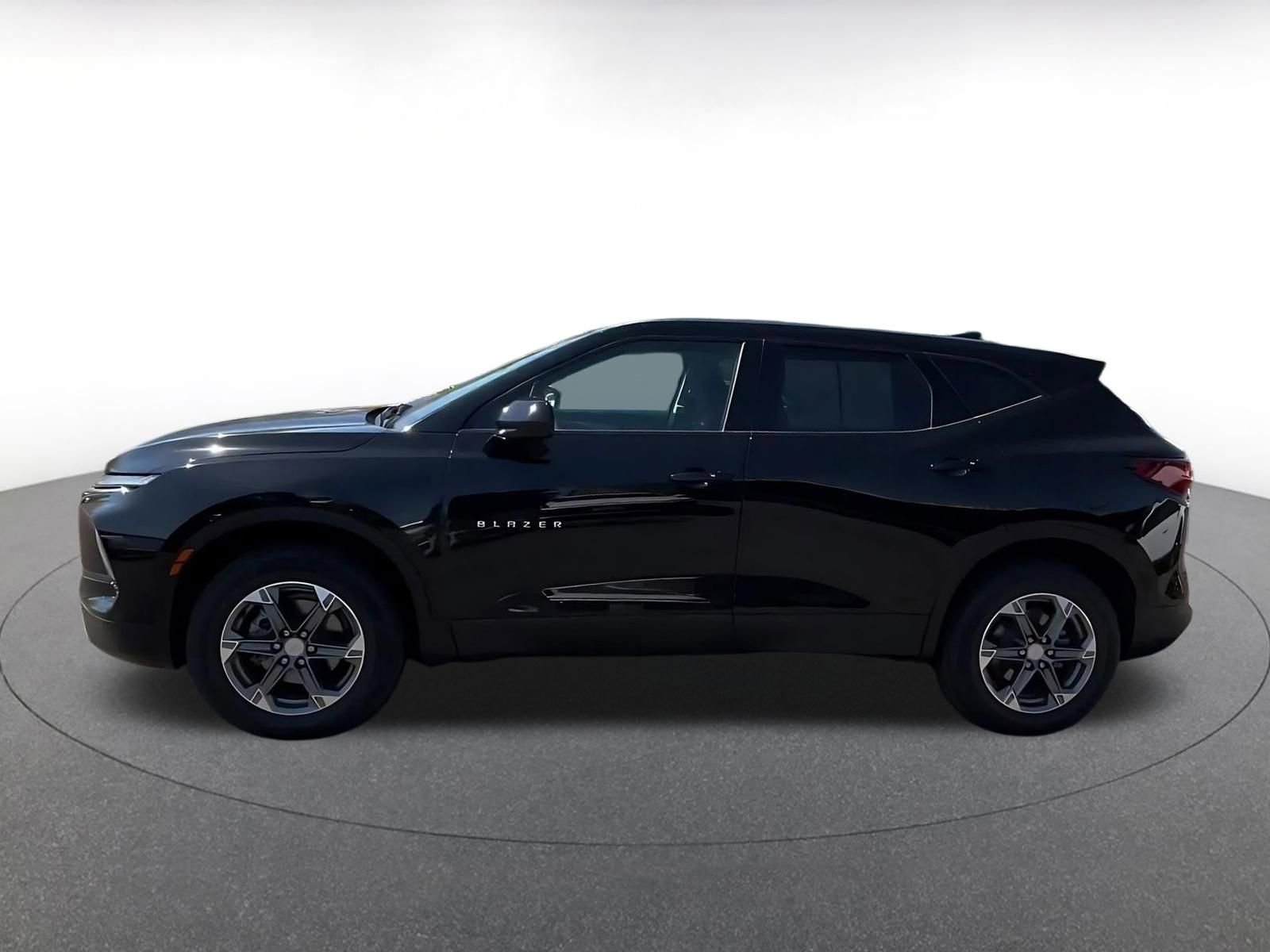 Thumbnail: 2025 Chevrolet Blazer - 9