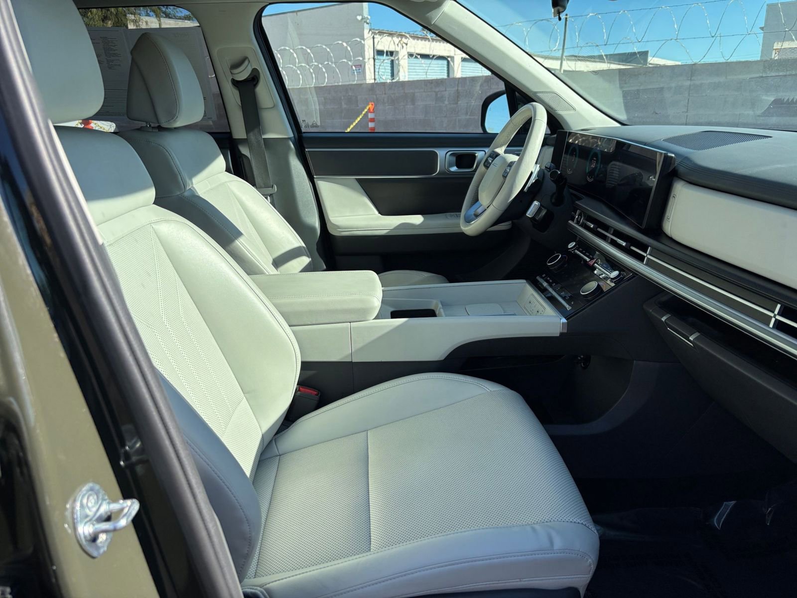 Thumbnail: 2025 Hyundai Santa Fe - 28