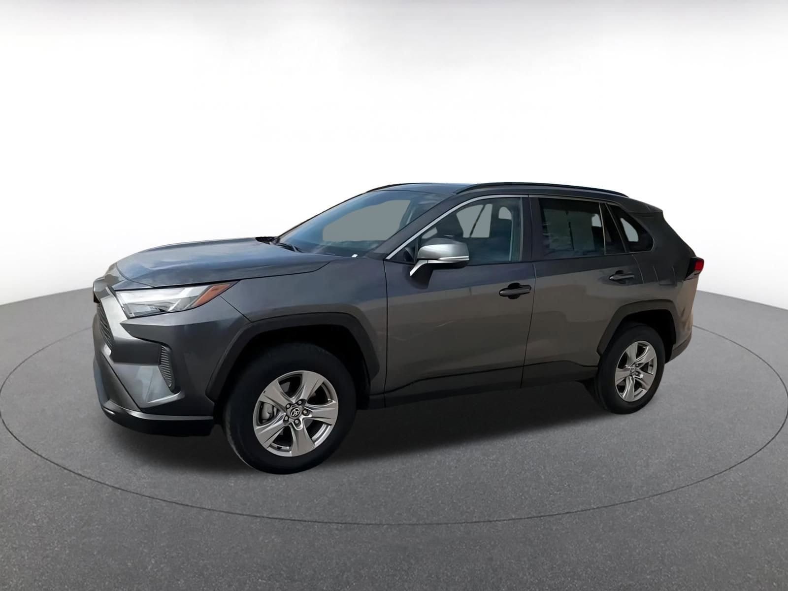 Thumbnail: 2025 Toyota RAV4 - 8
