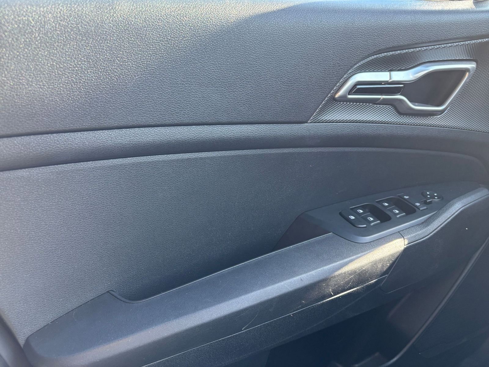 Thumbnail: 2025 Kia Sportage - 18